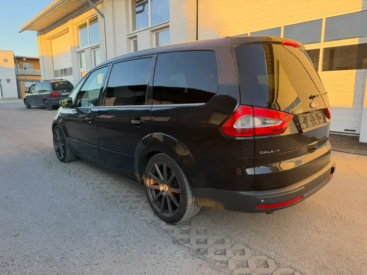 Ford Galaxy 2008 photo 3