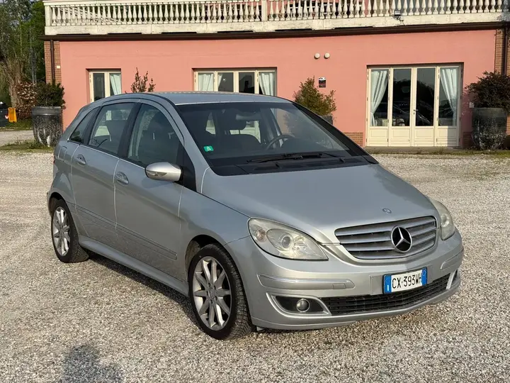 Mercedes-Benz B 180 Cdi