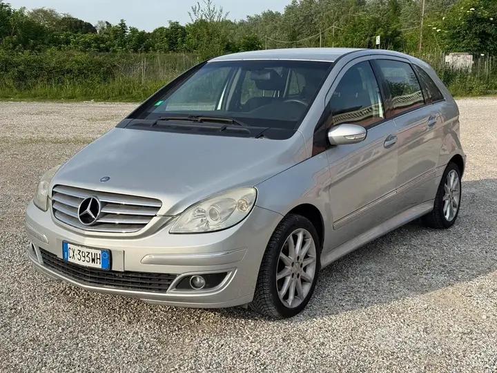 Mercedes-Benz B 180 Cdi 2006 photo 2