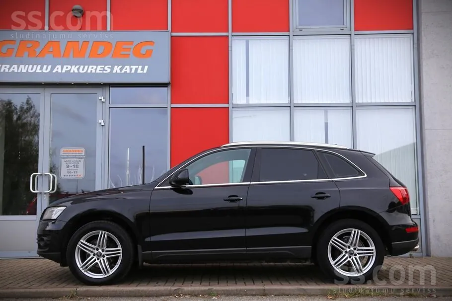 Audi Q5 2009 photo 2
