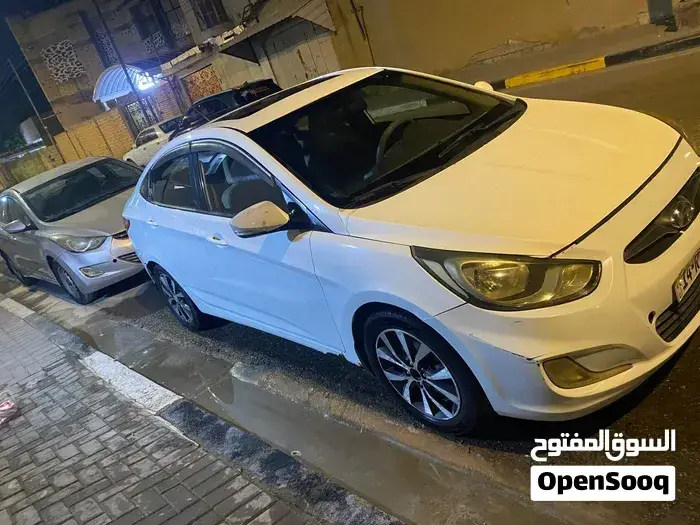 Hyundai Accent 2014 photo 4