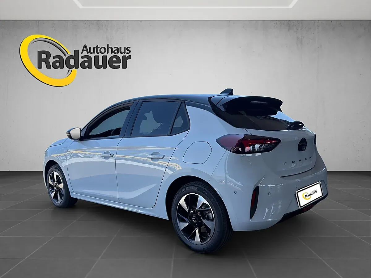 Opel Corsa photo 3