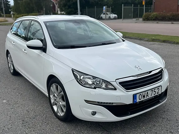 Peugeot 308 Sw 2015 photo 2