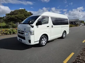 Toyota Hiace 2020 photo 4