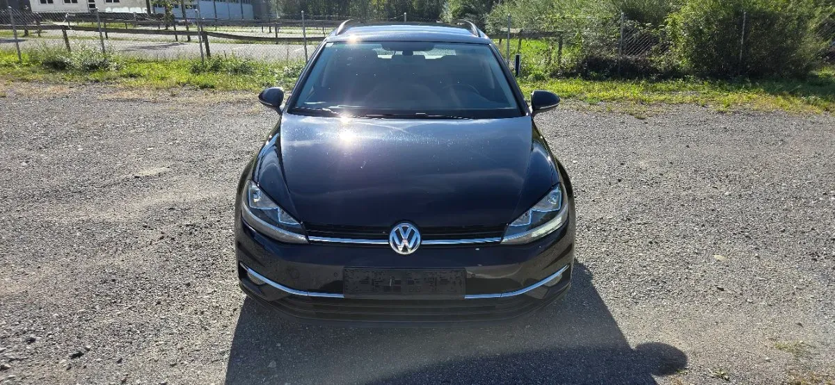Volkswagen Golf 2018 photo 2