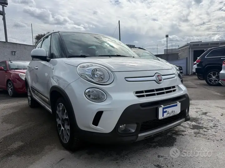 Fiat 500L 2016 photo 3