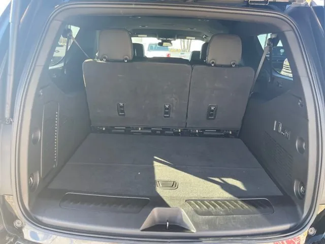 Chevrolet Suburban 2026 photo 5