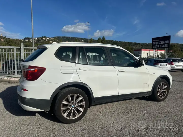 BMW X3 2011 photo 4