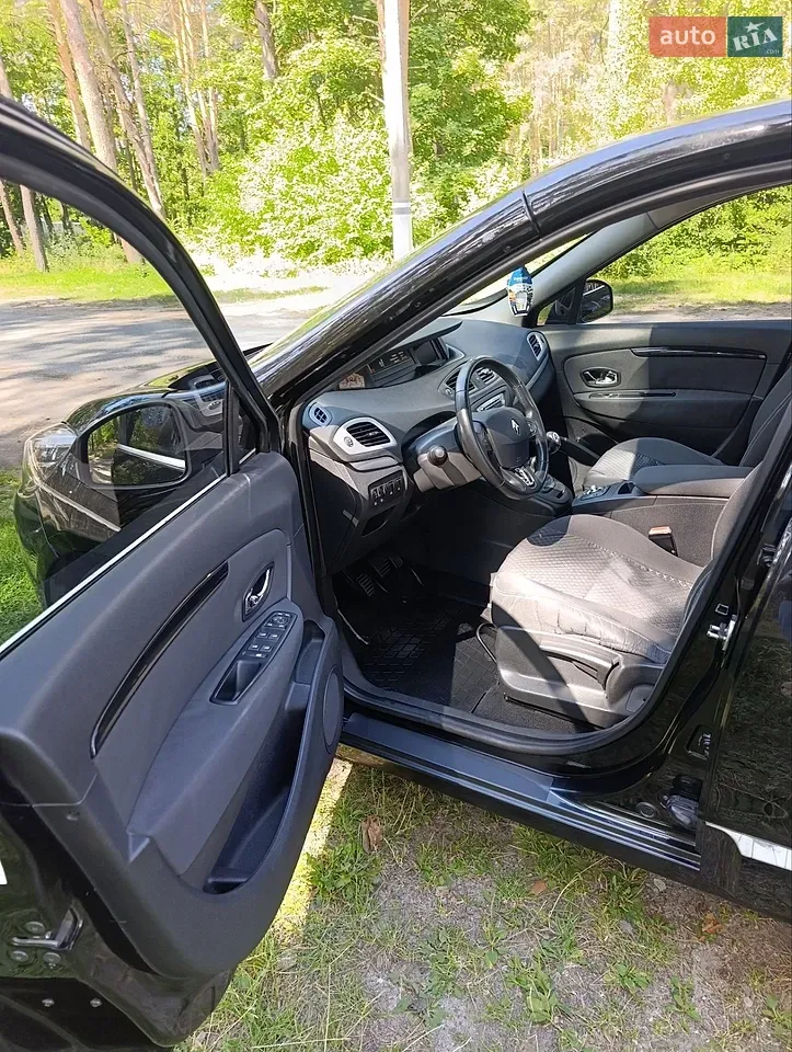 Renault Scenic 2014 photo 5