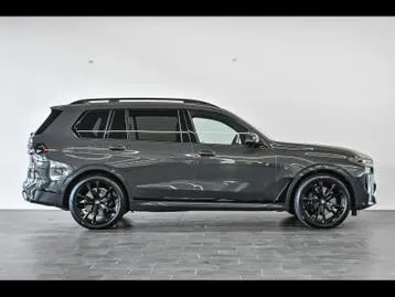 BMW X7 2026 photo 3