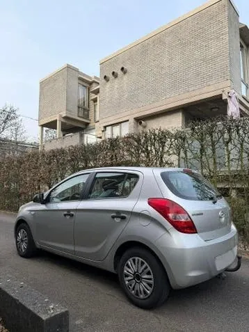 Hyundai I20 2010 photo 2