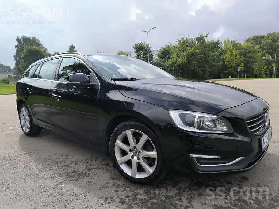 Volvo V60 2017 photo 2