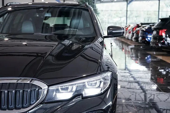 BMW 330E 2022 photo 4