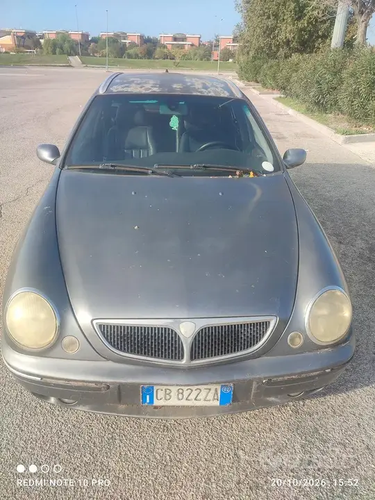 Lancia Lybra