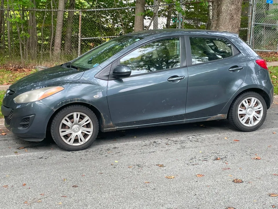 Mazda 2