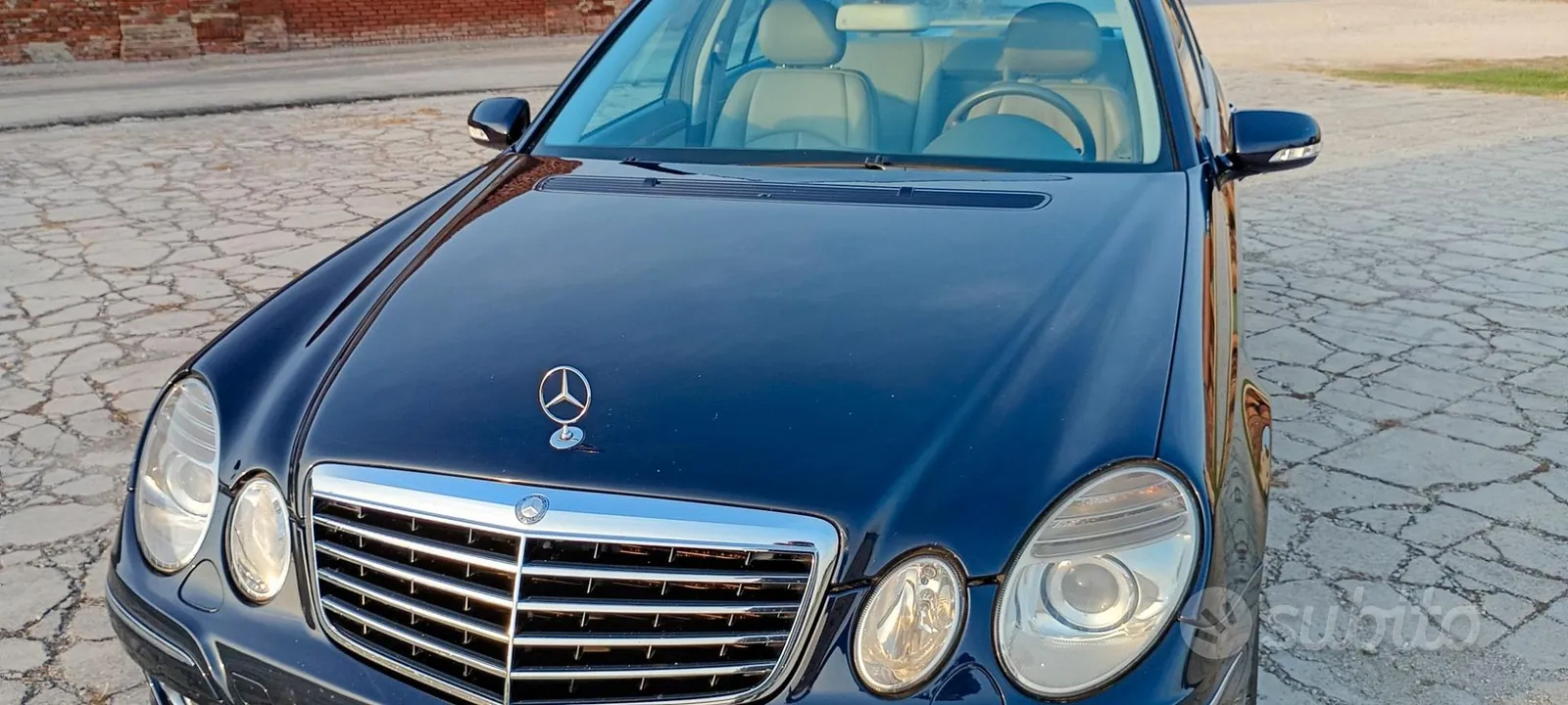 Mercedes-Benz E-Class 2006 photo 4