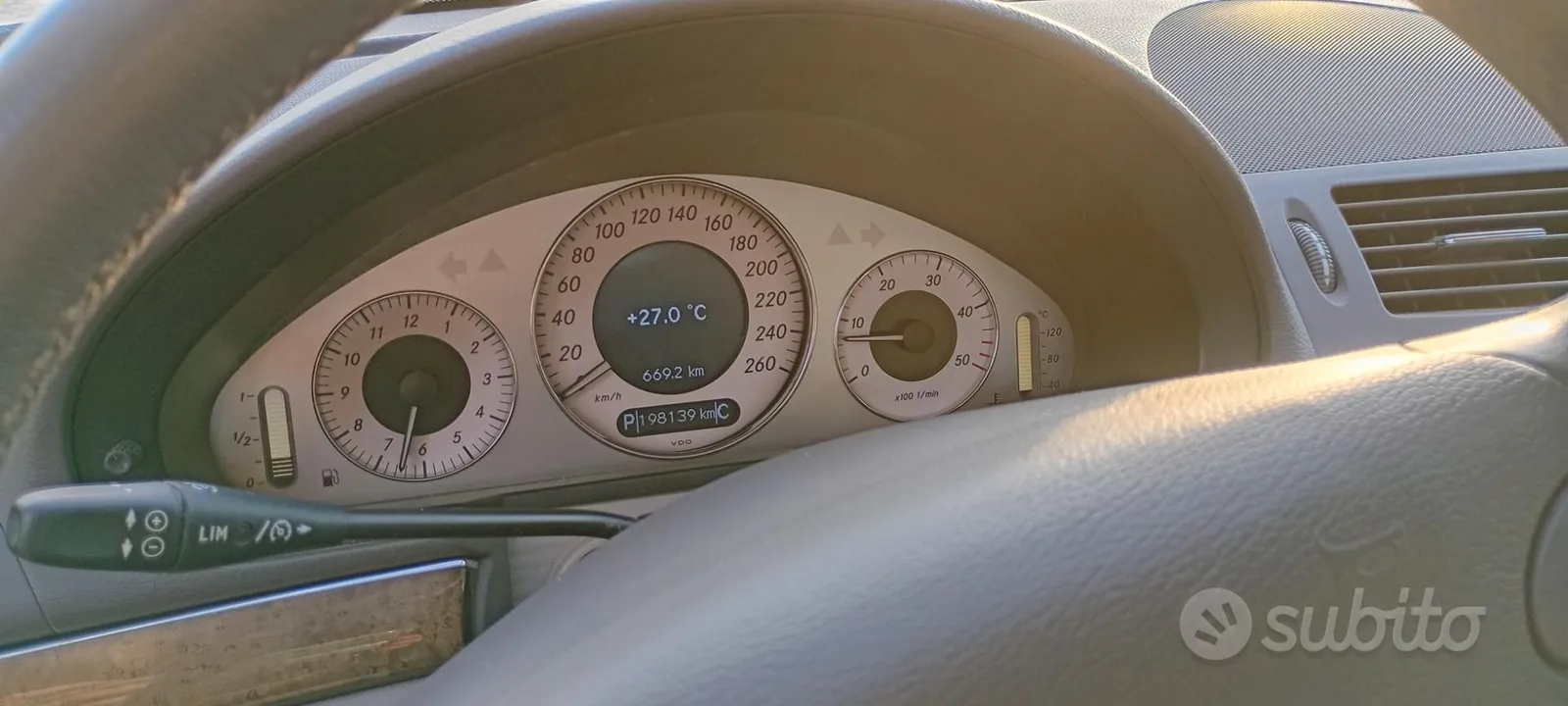 Mercedes-Benz E-Class 2006 photo 5