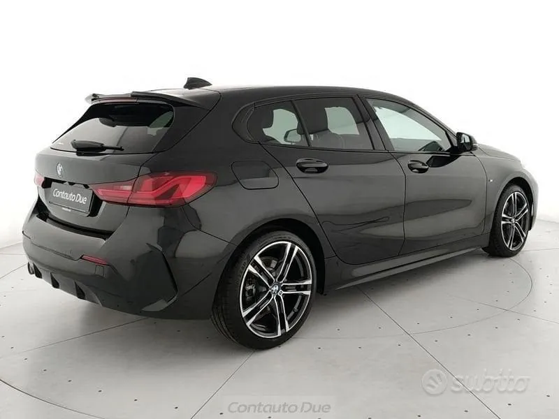 BMW 1 Series 2023 photo 5