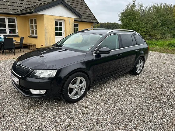 Skoda Octavia 2014 photo 3