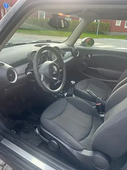 Mini One 2013 photo 5