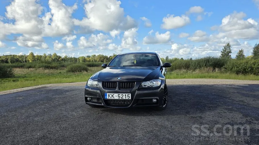 BMW E90