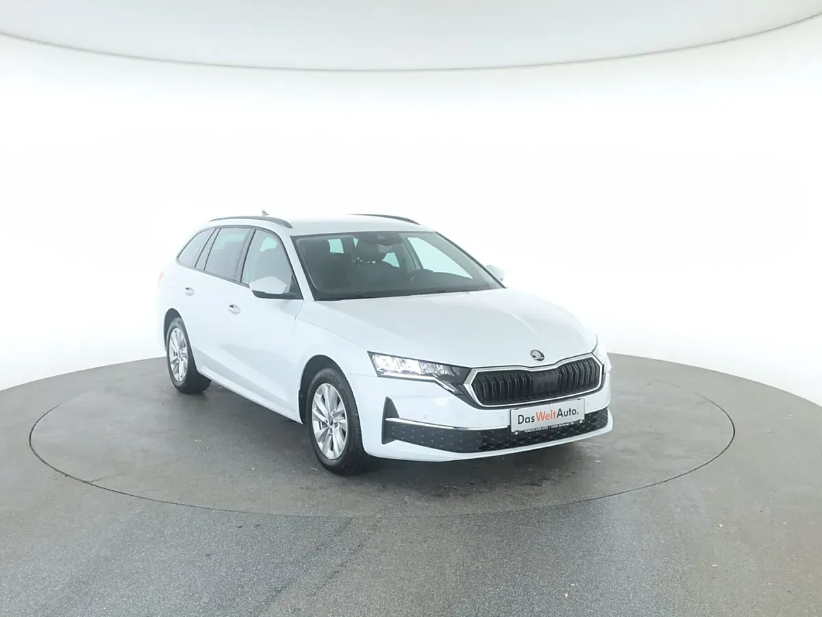 Skoda Octavia 2025 photo 3