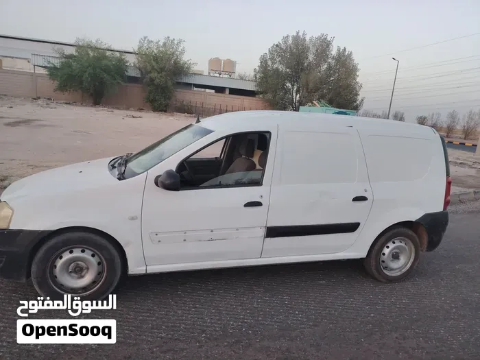 Renault Express 2011 photo 4