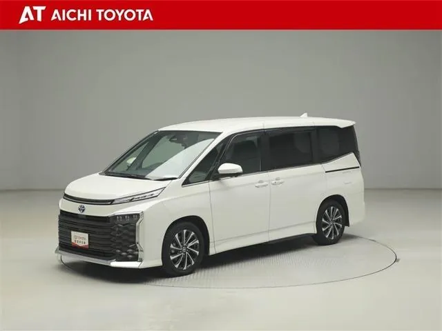 Toyota Voxzie Hybrid Sz 2023 photo 2