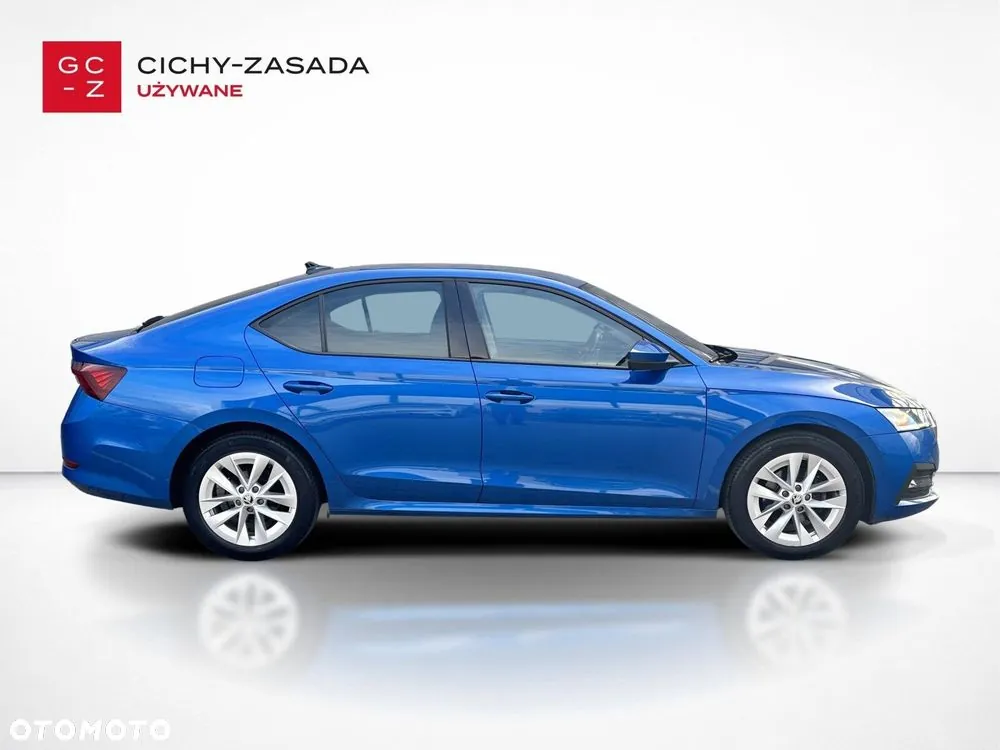 Skoda Octavia 2023 photo 4