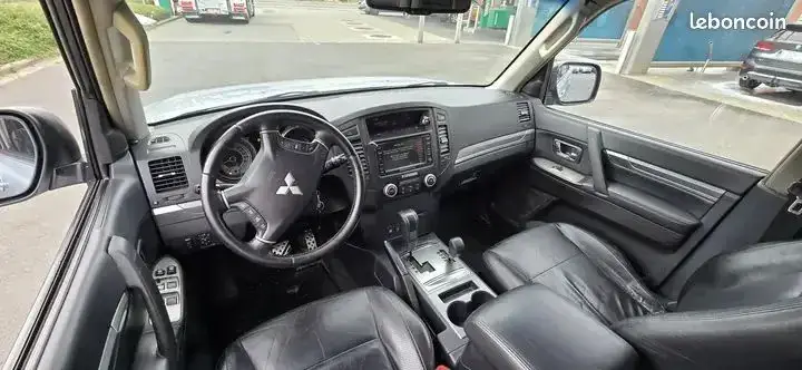 Mitsubishi Pajero 2008 photo 3