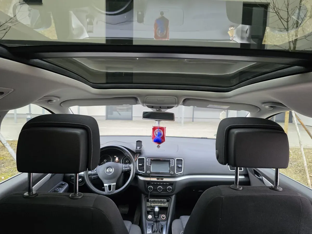 Volkswagen Sharan 2015 photo 3