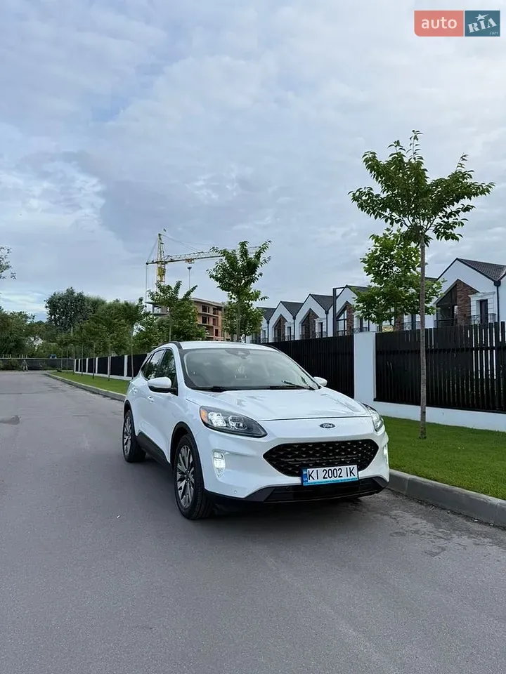 Ford Escape 2020 photo 2