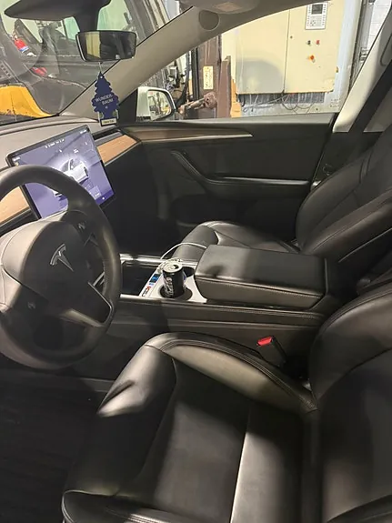 Tesla Model Y 2024 photo 5