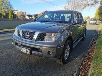 Nissan Navara 2011 photo 5