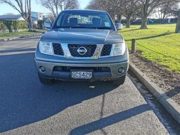 Nissan Navara 2011 photo 3