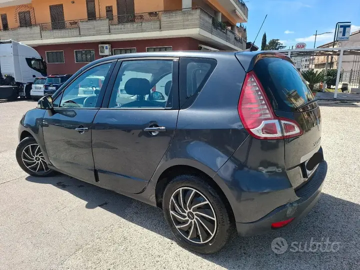 Renault Scenic 2018 photo 5