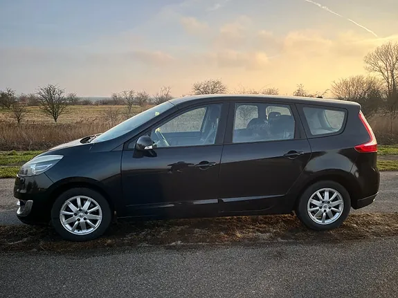 Renault Grand Scenic 2012 photo 4