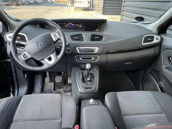 Renault Grand Scenic 2012 photo 5