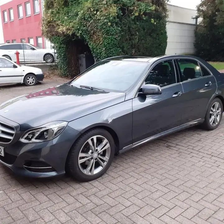 Mercedes-Benz E 200 Avantgarde