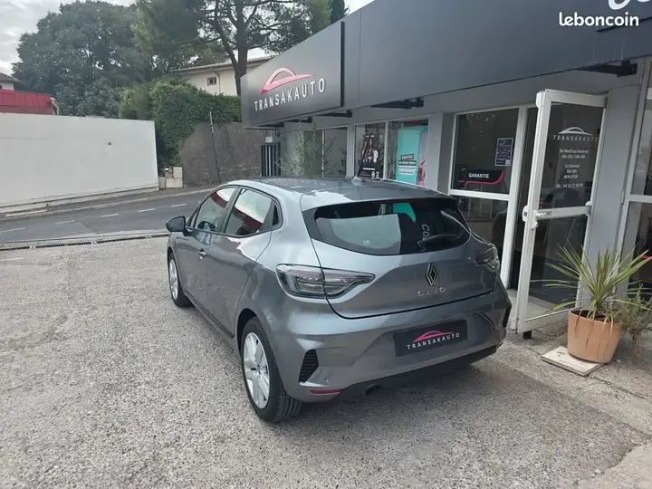 Renault Clio 2025 photo 3