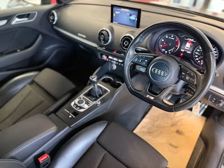 Audi A3 2016 photo 2