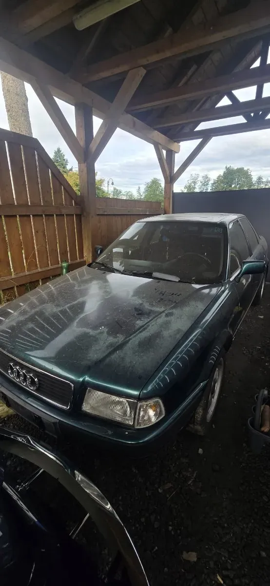 Audi 80