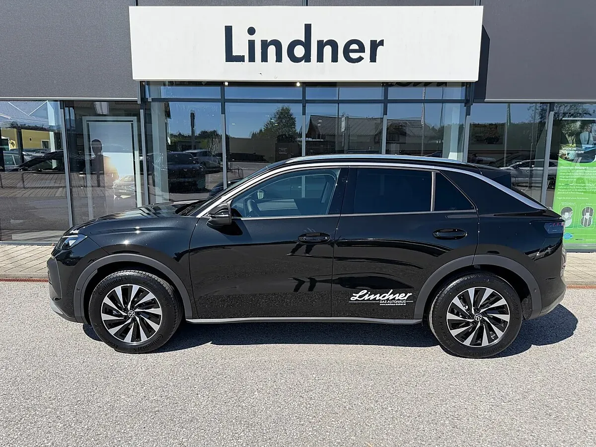 Volkswagen T-Roc 2026 photo 2