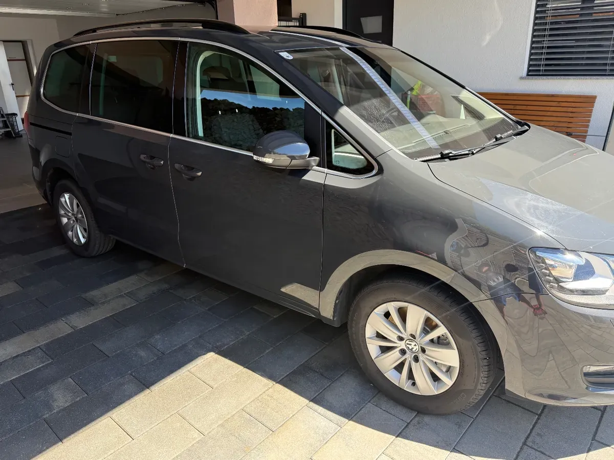 Volkswagen Sharan 2016 photo 3