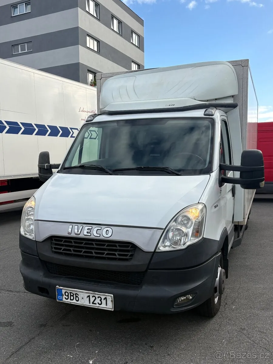 Iveco Daily 2014 photo 2