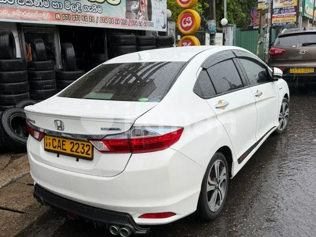 Honda Grace