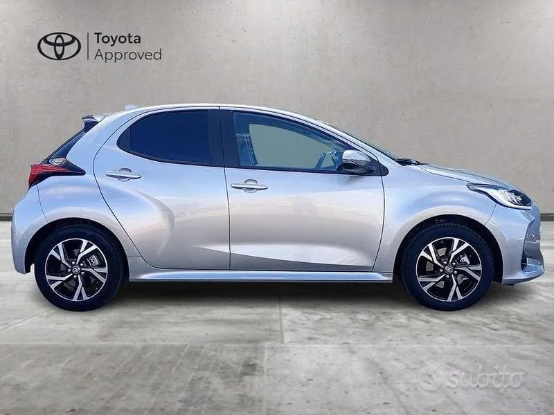Toyota Yaris 2024 photo 4