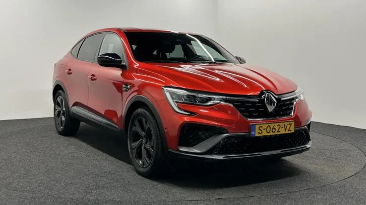 Renault Arkana 2023 photo 3