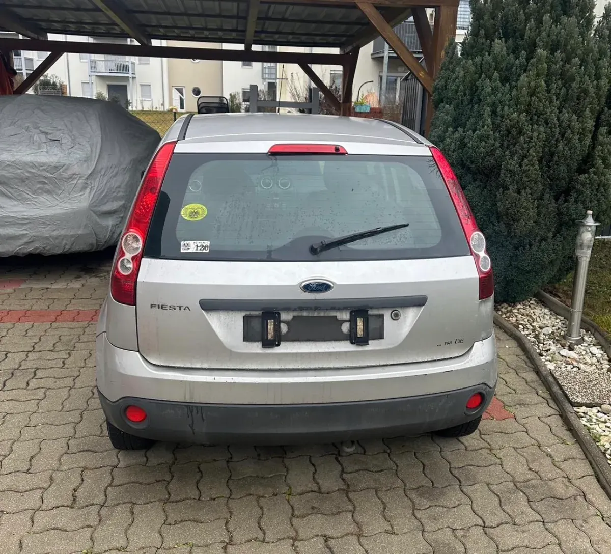 Ford Fiesta 2006 photo 2