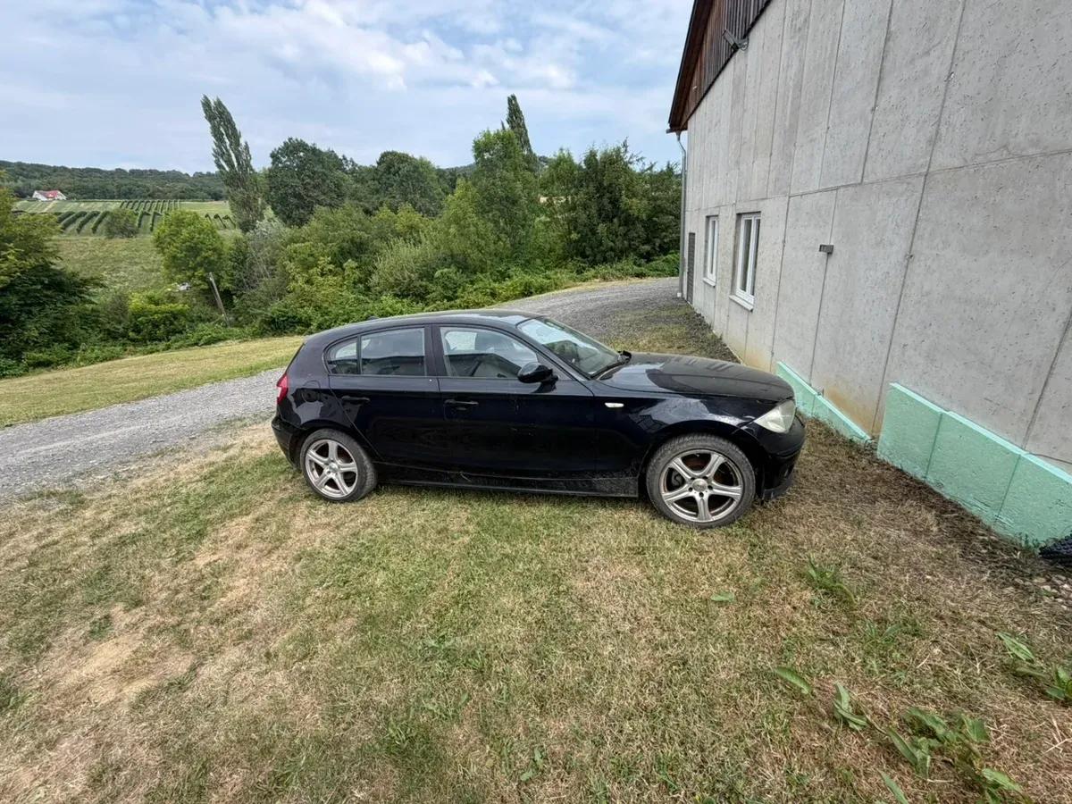 BMW 1 Series 2006 photo 2